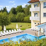 Ahornhof Szálloda 3*