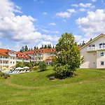 Ahornhof 3*
