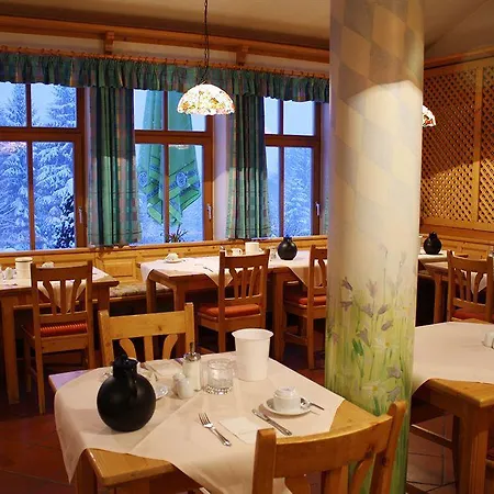 Ahornhof 3* Lindberg