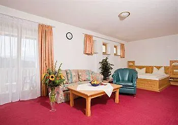 Ahornhof 3* Lindberg