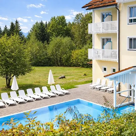 Ahornhof Otel 3*