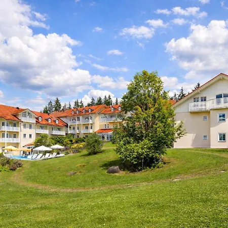 Ahornhof 3*