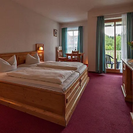 Otel Ahornhof 3*