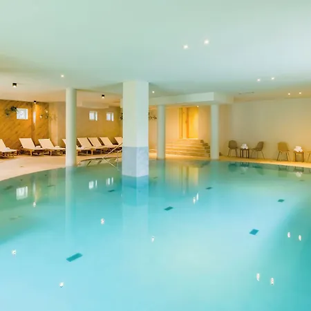 Ahornhof Otel 3*