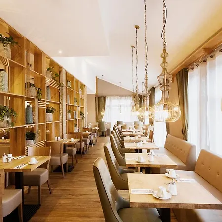 Ahornhof Hotel